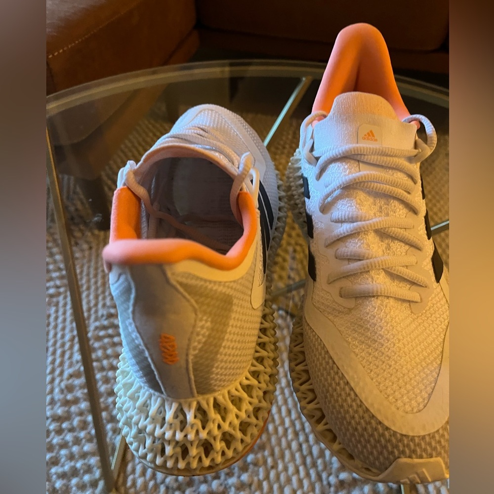 Waffle sole Adidas runners - Picture 2 of 3